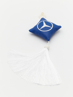 Ромб объемный на присоске MERCEDES (экокожа, синий, белая вышивка, кисть)