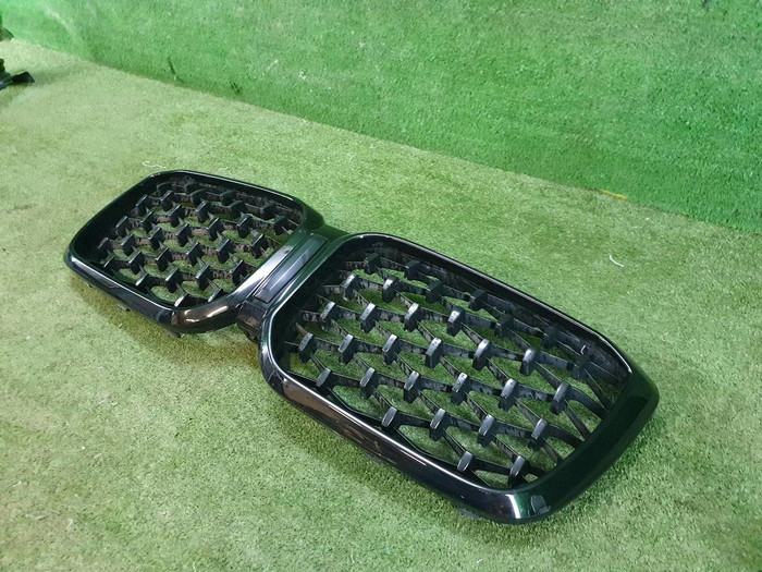 Решетка радиатора BMW X4 G02 (2021-н.в.)