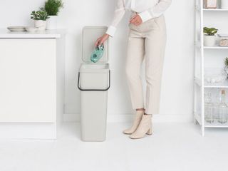 Встраиваемое мусорное ведро Sort &amp; Go (40 л), Светло-серый