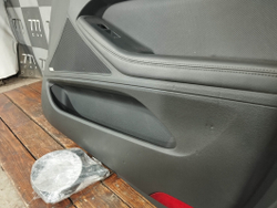 Обшивка передней правой двери Genesis G80 1 16-20 Б/У Оригинал 82306b12003rr