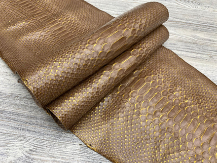 Lucrecio Gold Beige (0,5-0,7 мм), цв. Бежевый, кожа питона