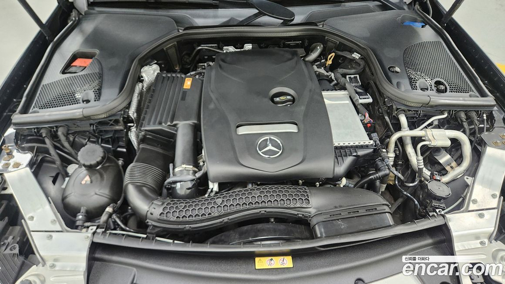 Mercedes-Benz E-Class W213 E250 Avangarde (11.2020)