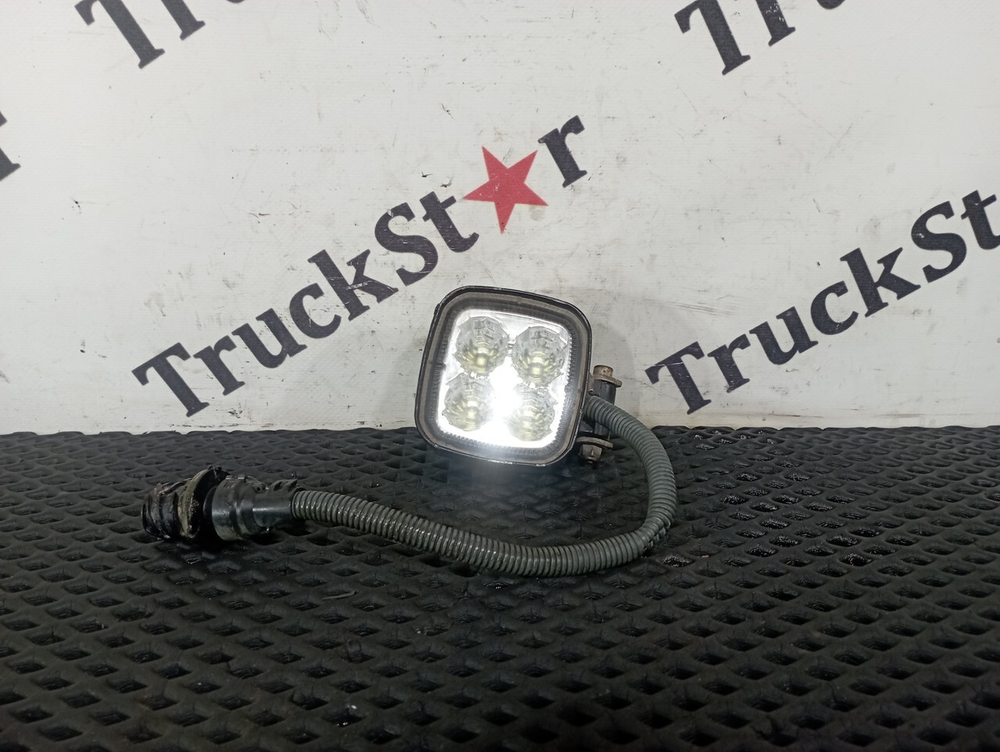 Фонарь рабочего освещения 2017г.