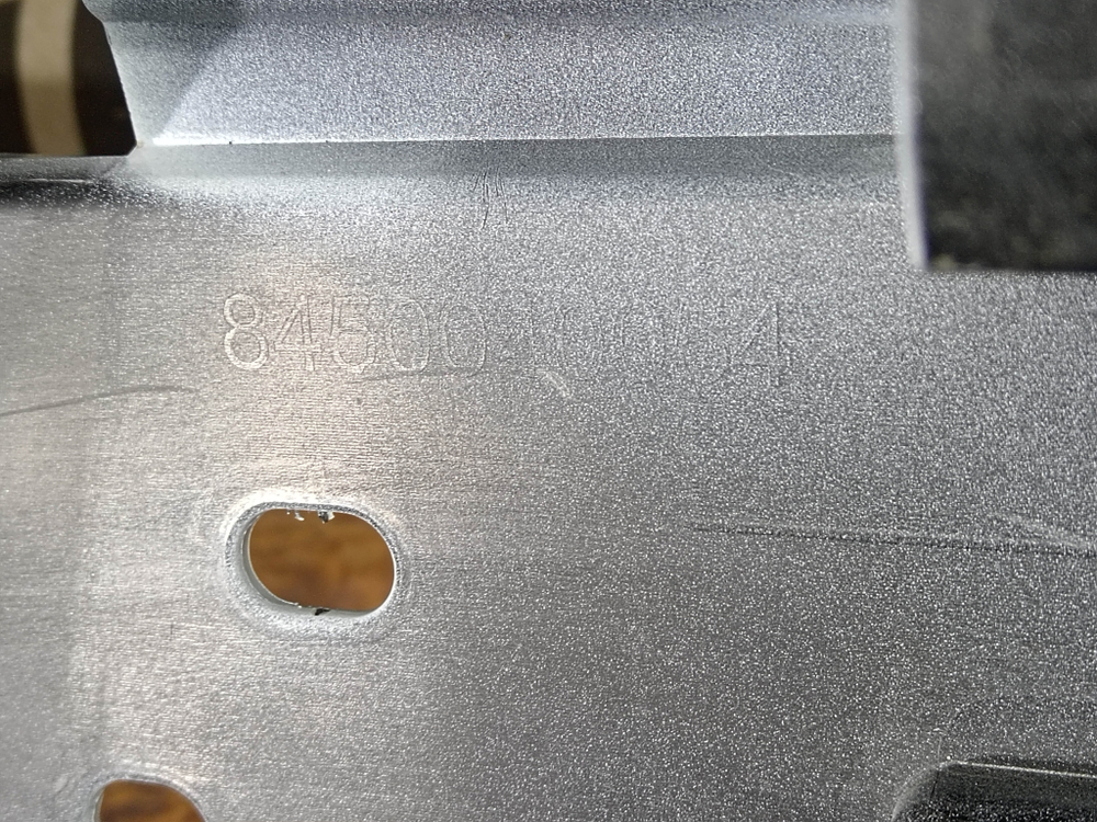 Бампер передний LADA Vesta 22-нв Б/У Оригинал 8450040054