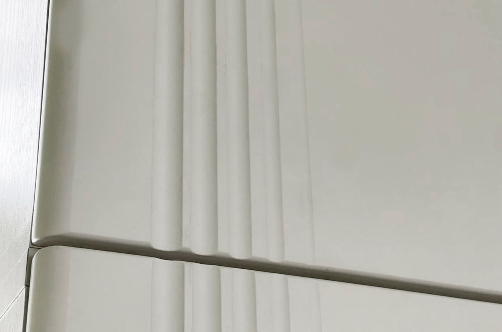 Антресоль двухдверная "Ева" 116.01 (Белое дерево/Белый матовый)