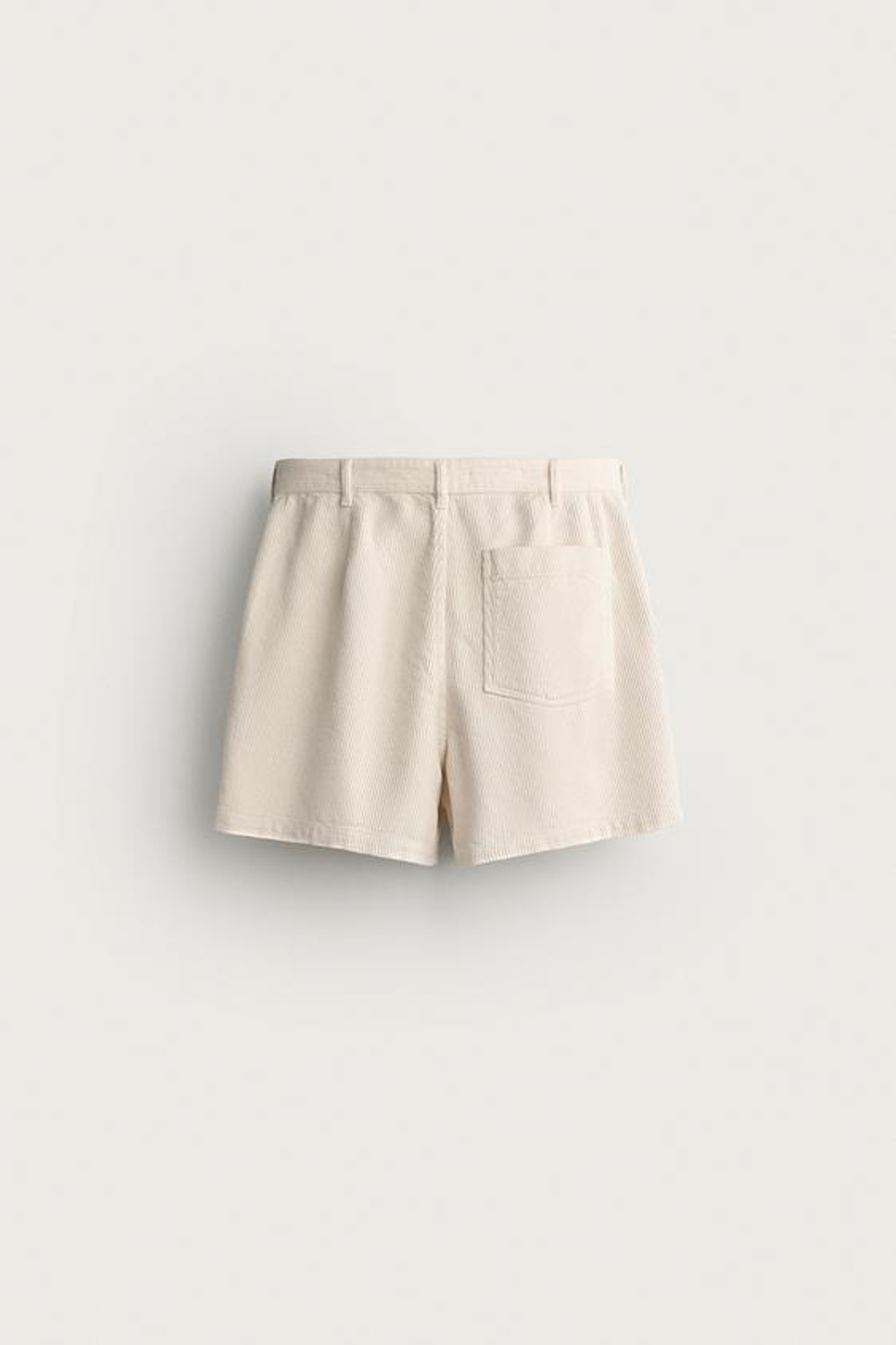 ZARA ШОРТЫ ИЗ ВЕЛЬВЕТА КЛАССИЧЕСКОГО КРОЯ, ЭКРЮ
