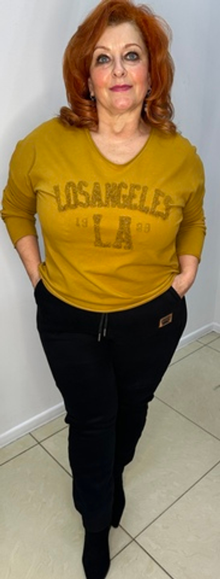 Черные, теплые брюки-джоггеры на флисе.