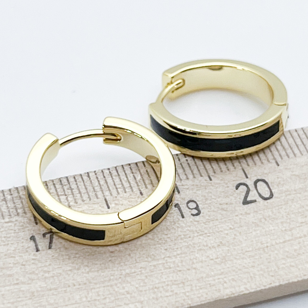 Ювелирные швензы Конго с позолотой, черная эмаль, размер 20 мм, цена за пару