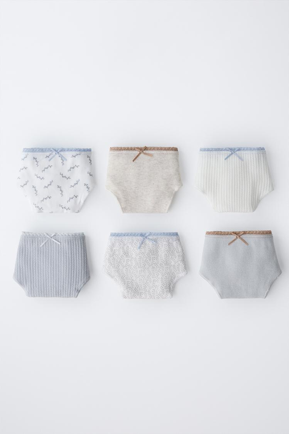 ZARA НАБОР ИЗ ШЕСТИ ТРУСОВ С ПРИНТОМ, ПЕСОЧНЫЙ/СИНИЙ