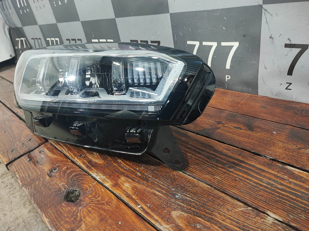 Фара правая LED Chery Tiggo 7 Pro 20-24 Б/У Оригинал 605000200AB