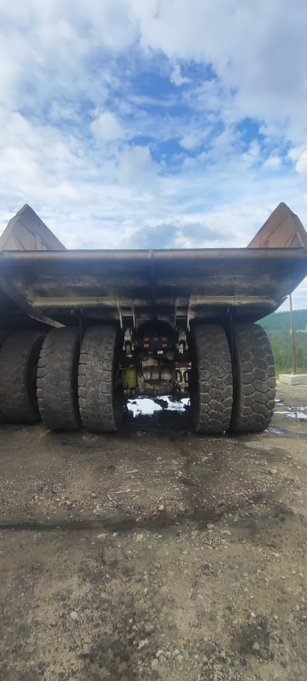 TEREX TR100 4x2 Карьерный самосвал TR100 (Дизельный, 37,8 л, 1065 л.с., АТ)