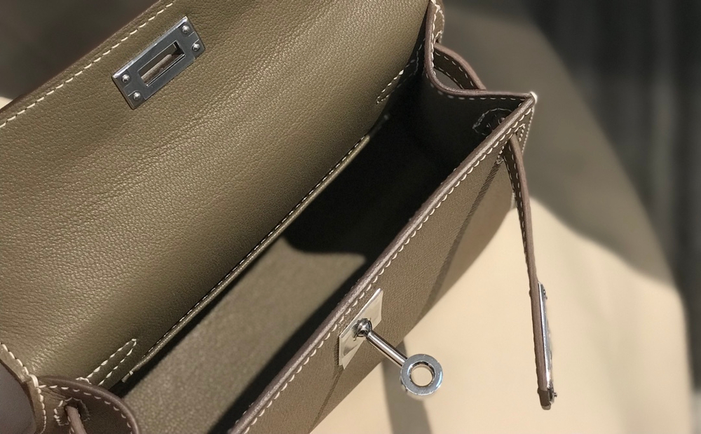 Hermes Kelly 20