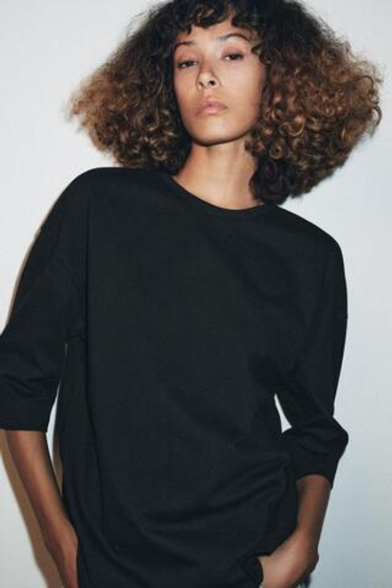 ZARA ФУТБОЛКА В СТИЛЕ РУСТИК С РУКАВАМИ ТРИ ЧЕТВЕРТИ, УГОЛЬНЫЙ