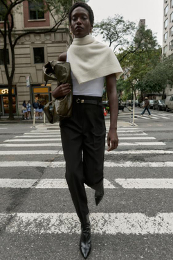 ZARA БРЮКИ С ВЫСОКОЙ ПОСАДКОЙ И РЕМНЕМ, ЧЕРНЫЙ