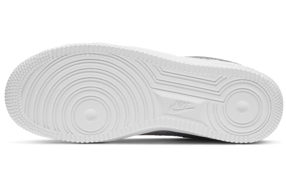 Кроссовки Nike Air Force 1 Low Se "Metallic Silver" (Женская размерная сетка)