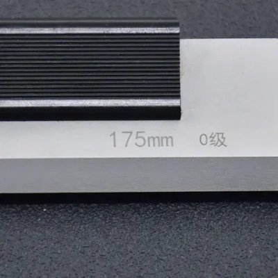 Лекальная линейка кл. точн. 0 ножевидной формы 175 мм