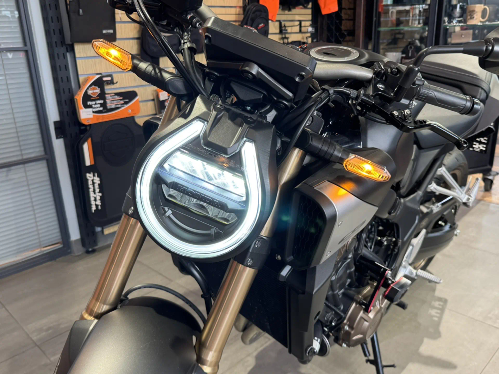 Honda CB 650R 2024