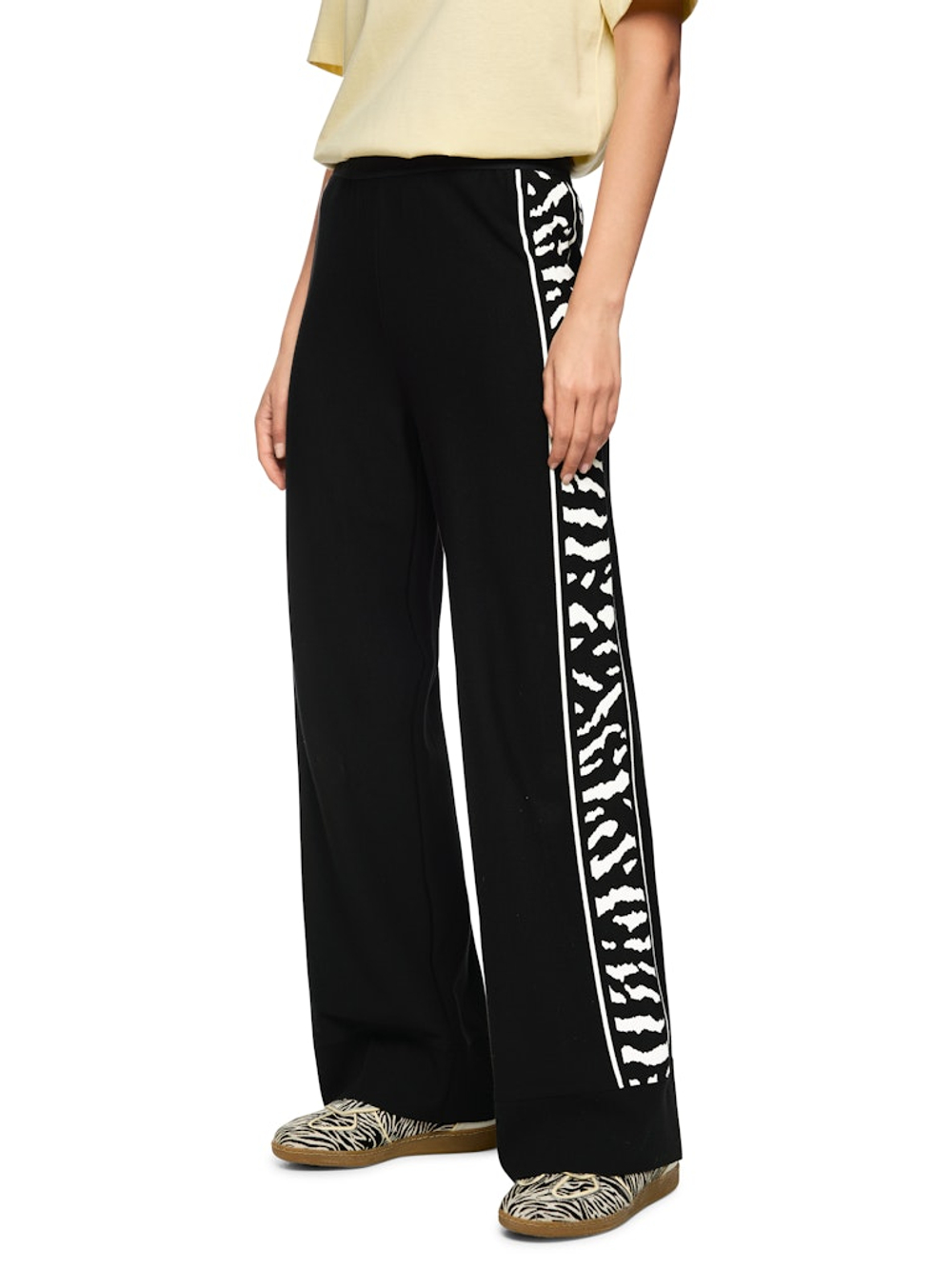 Marc-Cain-Sp_FrühjahrSommer-2026_900_AS-81.25-M09_6