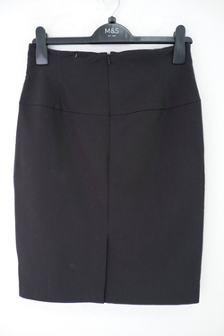 Юбка лаконичная 46 размер