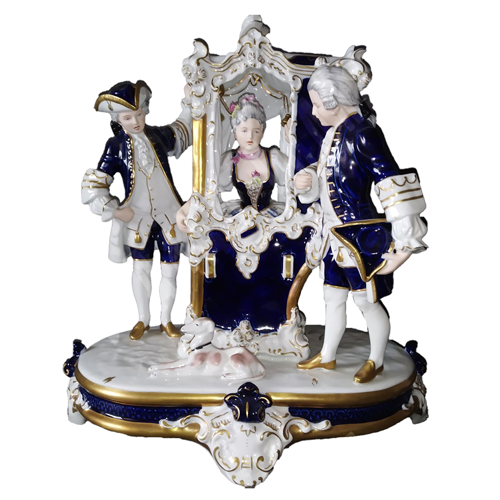 Прогулка на портшезе. Фарфор. Чехия, Royal Dux, 1970