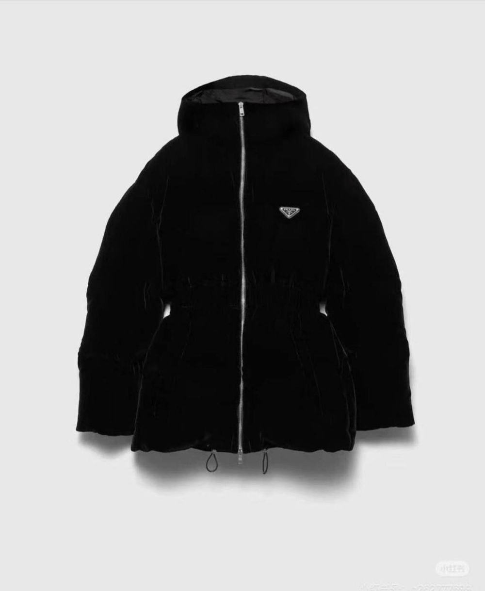Пуховик Prada