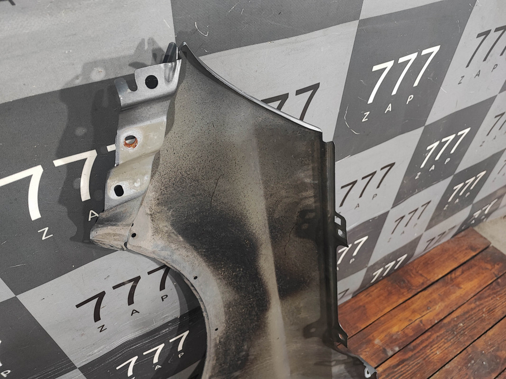 Крыло переднее правое LADA Vesta 15-нв Б/У Оригинал 8450102330