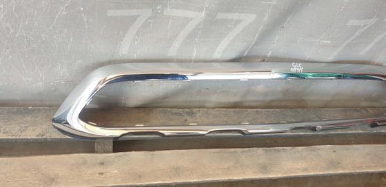 Молдинг переднего бампера Mercedes GLC (X253) 15-19 Б/У Оригинал A2538851625