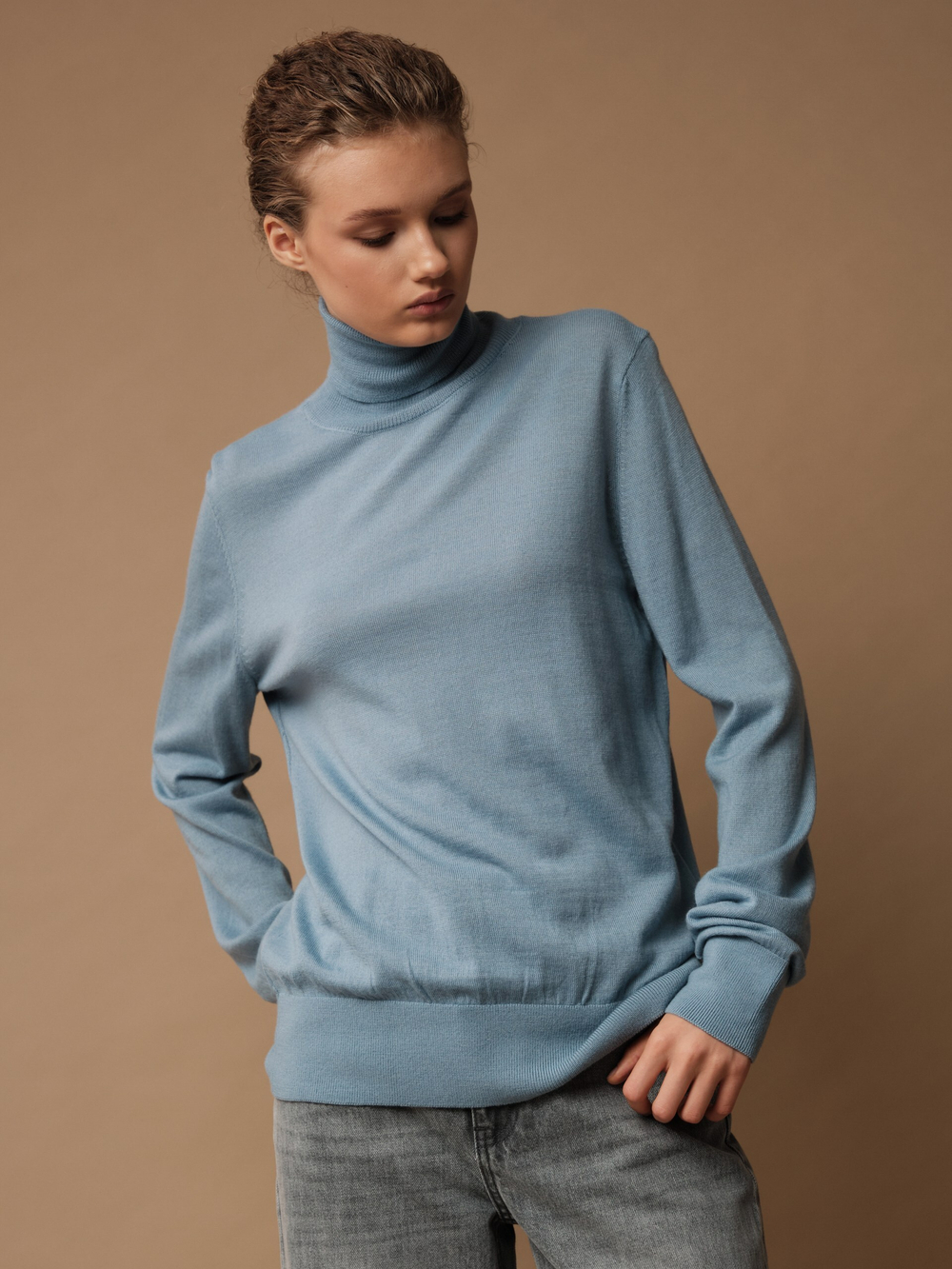 J0215 Джемпер женский, голубой dbr