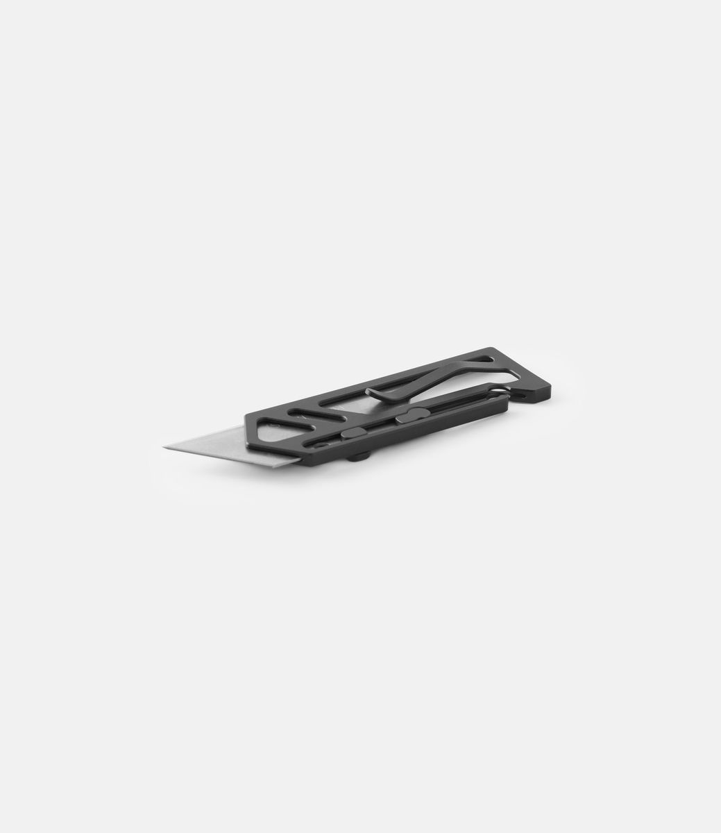 Aerocrafted Sideslip Aluminum Ultem — миниатюрный нож из алюминия