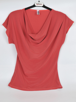 Футболка с качелью для танцев