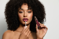 SOSU Cosmetics Satin Lip Glaze - Увлажняющий блеск для губ, 6 ml