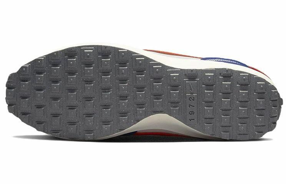 Кроссовки Nike Waffle Debut Swoosh