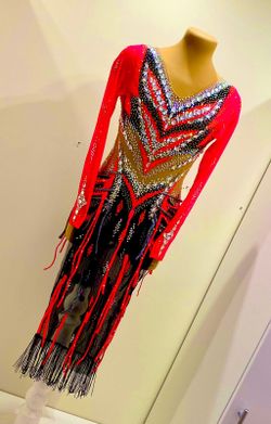 Платья для бальных танцев