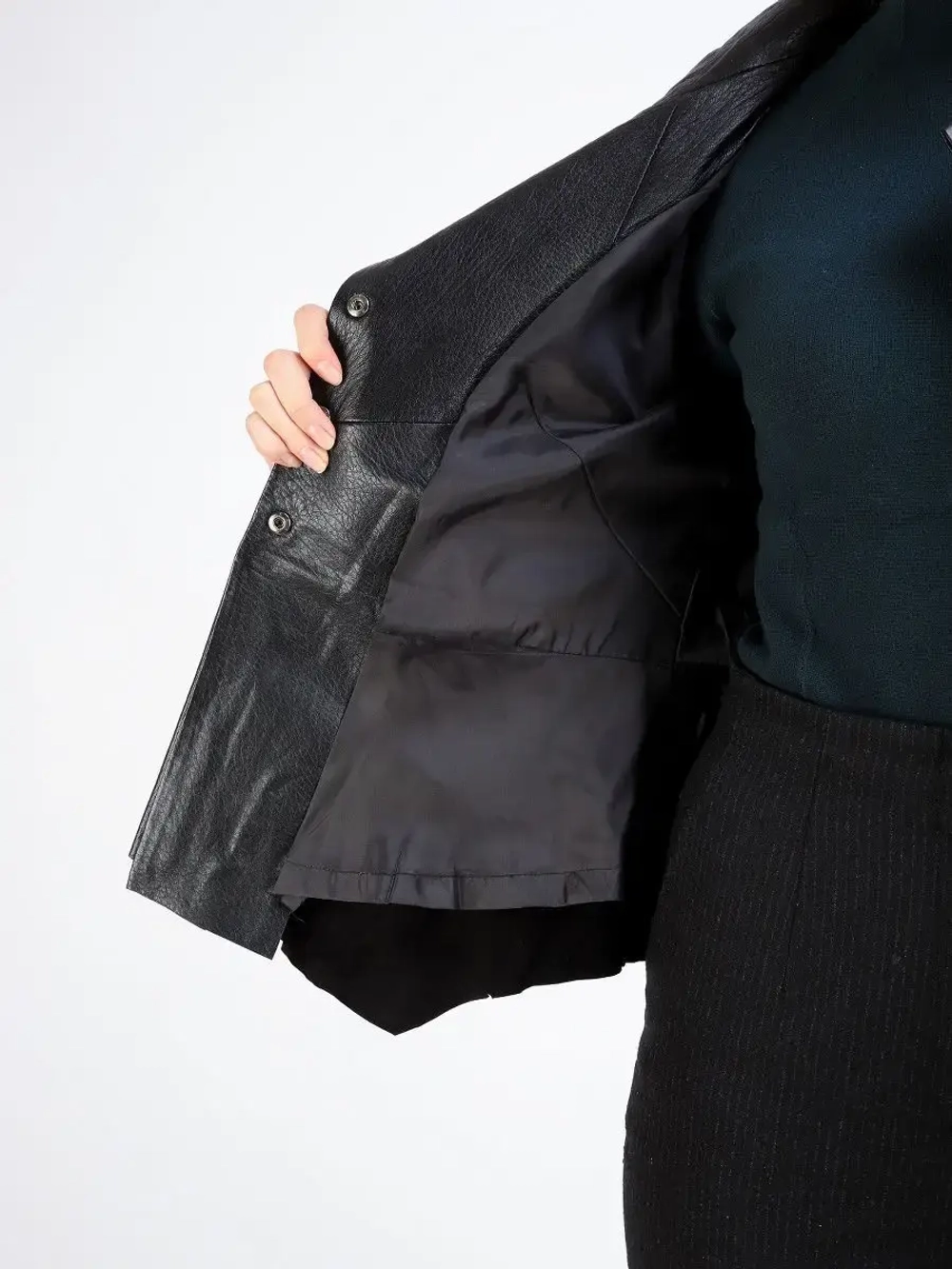 Куртка женская из натуральной кожи