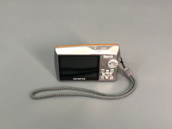 Olympus M700