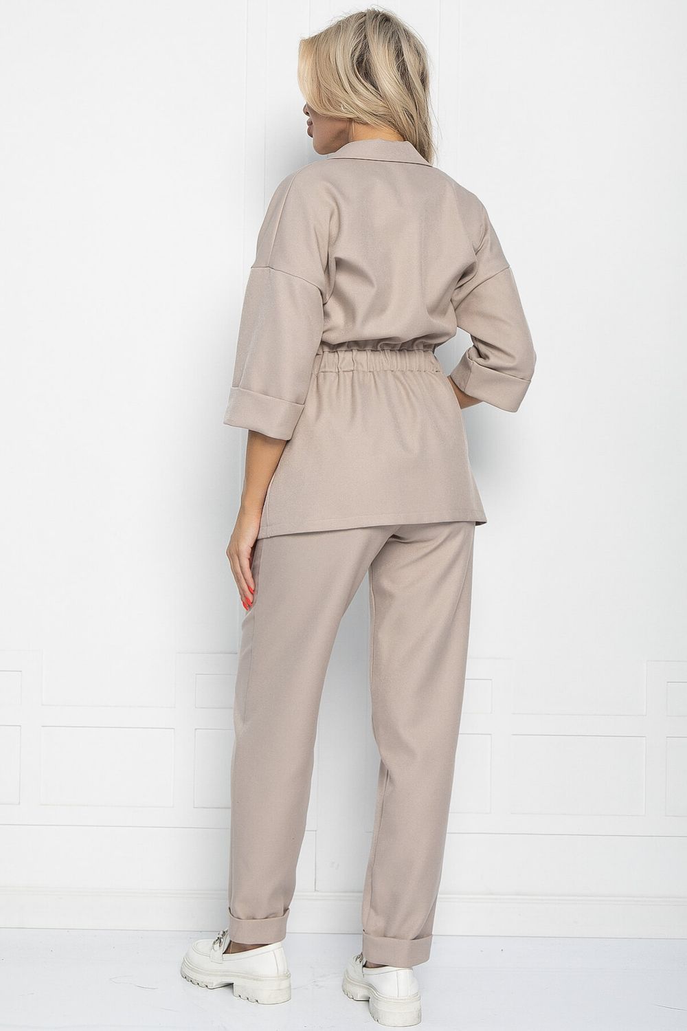 Костюм Стандарт стиля (бежевый) К11368 LT Collection