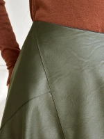 Юбка кожаная трапеция миди