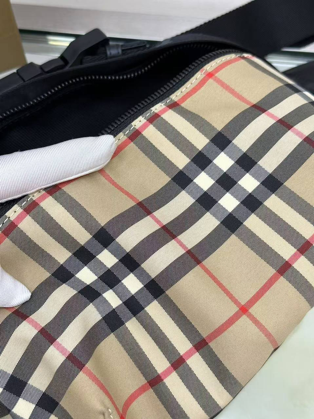 Сумка Burberry