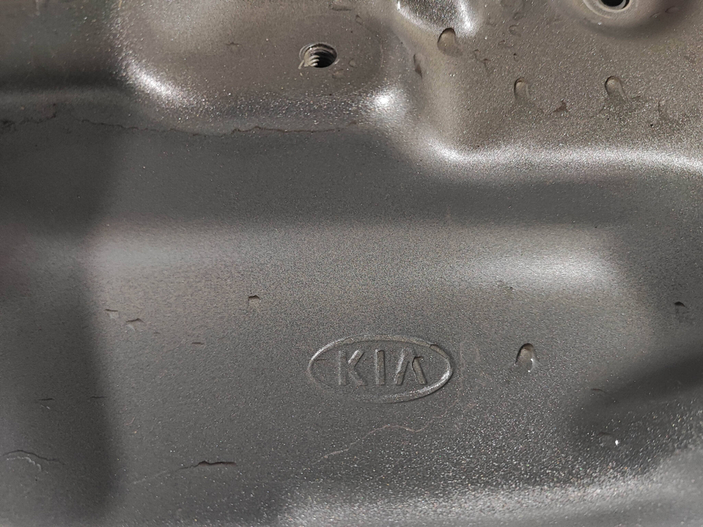 Крышка багажника Kia Soul 1 (AM) 09-14 Б/У Оригинал 737002K060