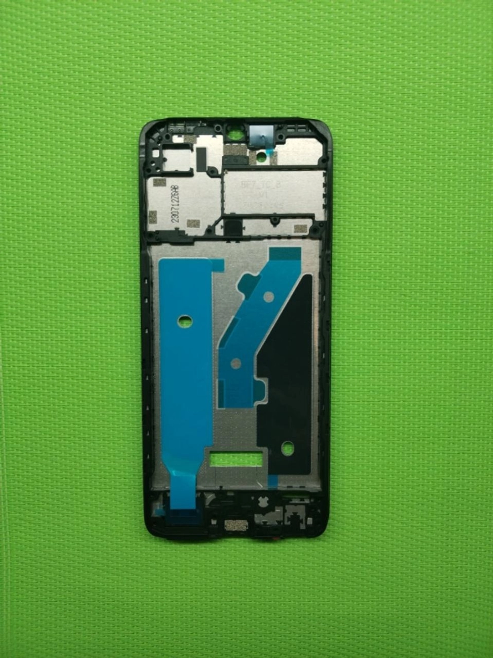 Tecno POP 7 Pro (BF7) - рамка дисплея (корпус)