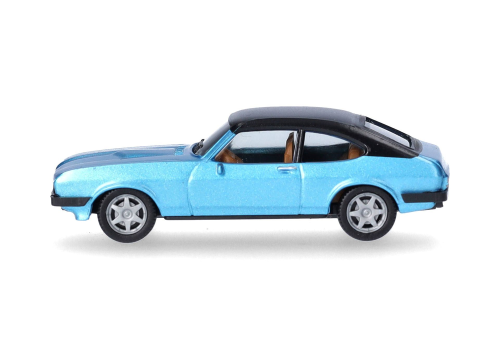 Автомобиль Ford Capri II с виниловой крышей, синий металлик «Майами»