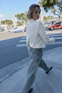 ZARA КОРОТКИЙ ДВУБОРТНЫЙ БЛЕЙЗЕР, ЭКРЮ