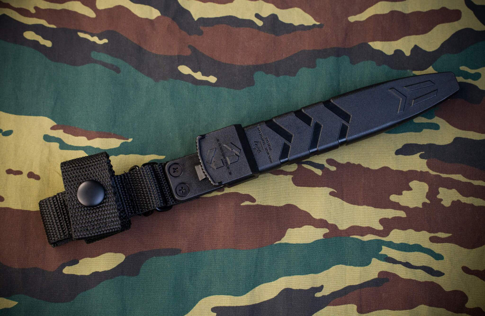 Тактический нож Combat AUS-10Co (Cryo) StoneWash «80 лет Великой Победы»