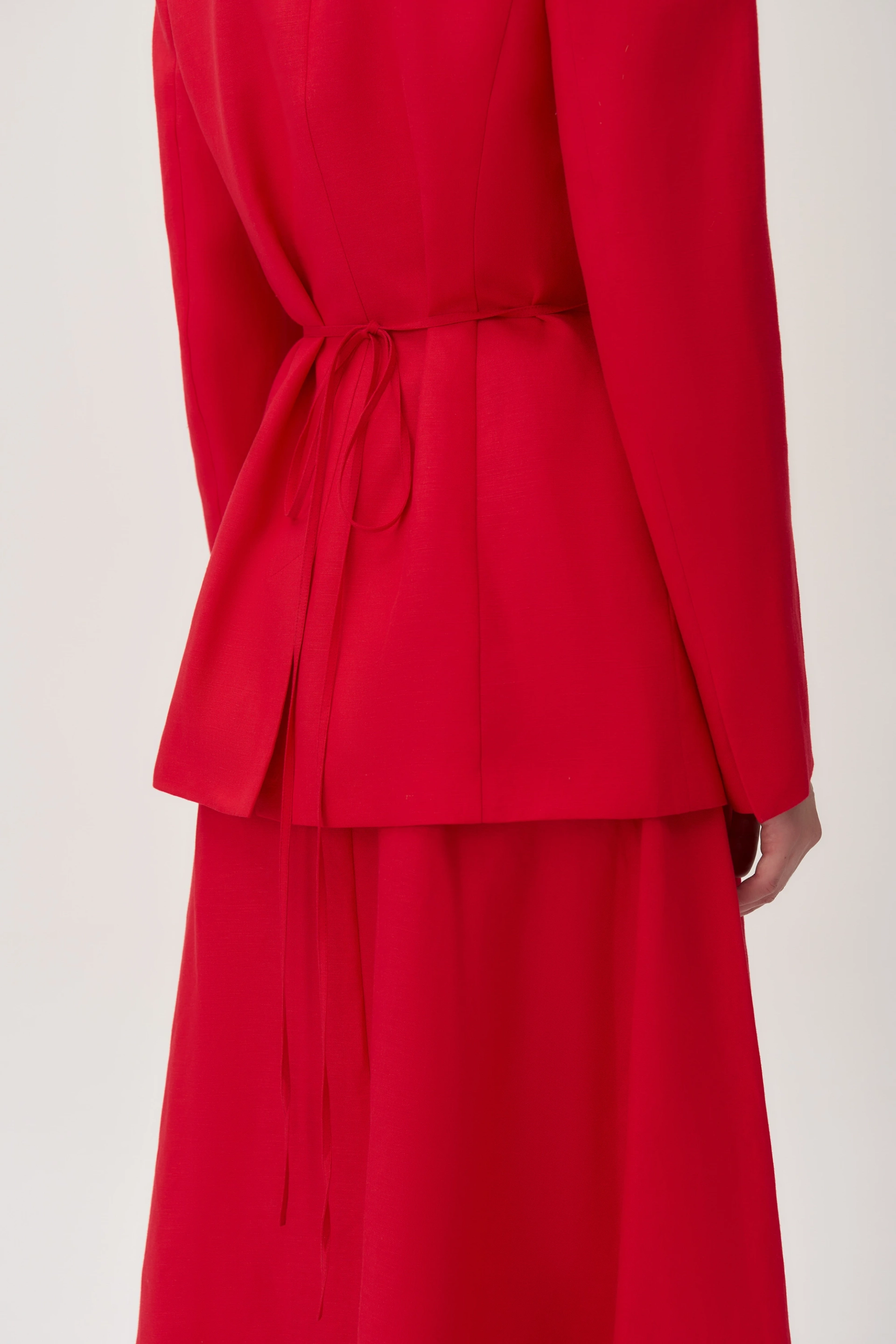 Льняной жакет с завязками