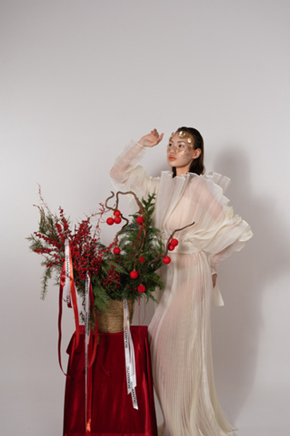 Новогодняя композиция в корзине "Лесные радости"