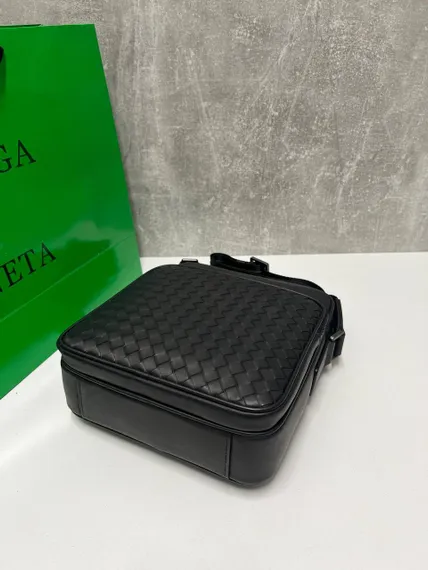 Сумка мужская кожаная Bottega Veneta через плечо