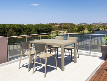 Стол пластиковый Ares 140 Турция