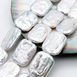 Жемчуг бусины, размер около 18-20 мм, цена за набор 3 штуки