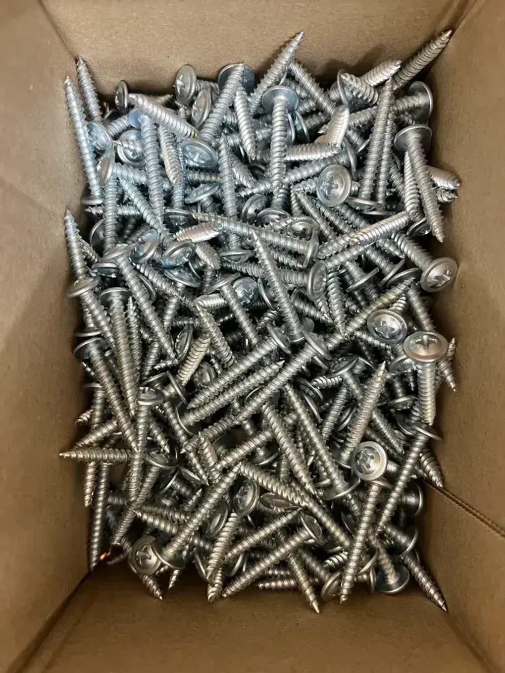 Саморезы с прессшайбой, острые, оцинкованные, с частой резьбой (по дереву и металлу) 4.2х32 мм (1 кг)