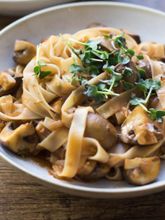 Лапша грибная Samyang Tangle Creamy Mushroom 105 г
